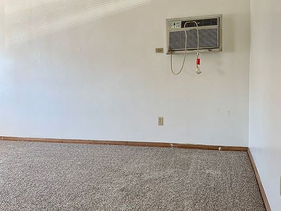 5th image of 25 33rd St W #204