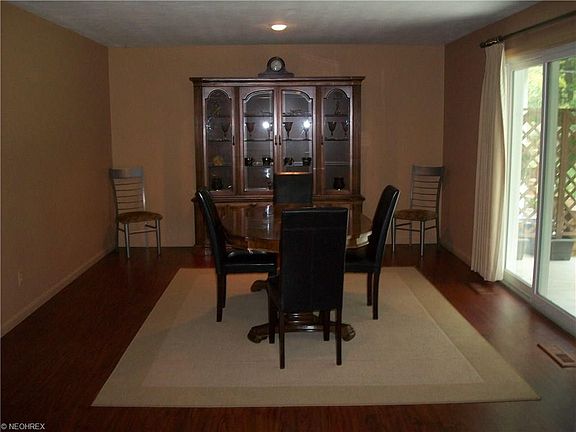 4th image of 6950 Carriage Hill Dr APT 101