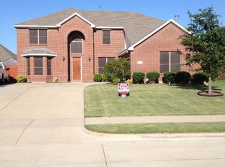 1004 Surrey Dr, Desoto, TX 75115
