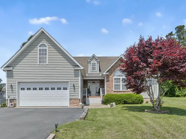 2218 Captains Corridor, Greenbackville, VA 23356