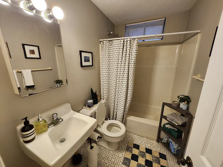 27 Garden St #7 — Photo 3