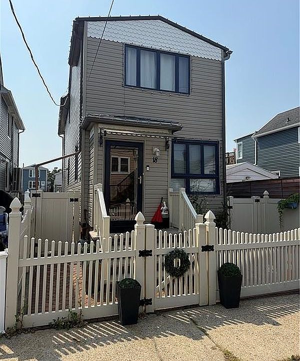 1st image of 18 Gotham Ave
