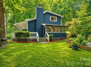100 Bristol Ln, Maggie Valley, NC 28751