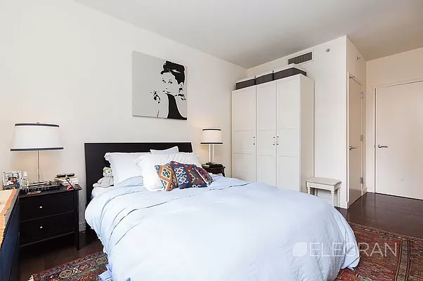 Rented by (Legacy) Elegran | media 16