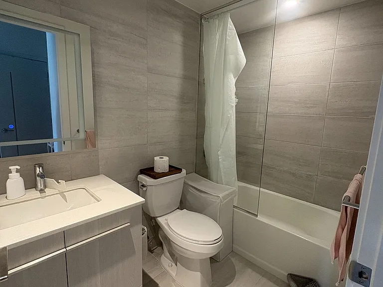 8 Cumberland St #605 — Photo 4