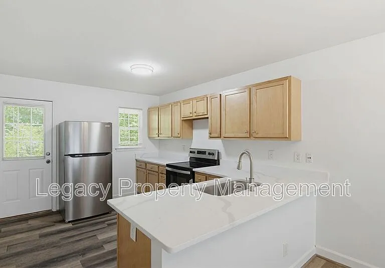 1316 Snow Ct — Photo 7