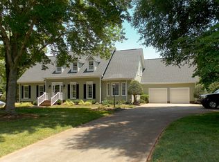 3520 Brentwood Dr, Gastonia, NC 28056