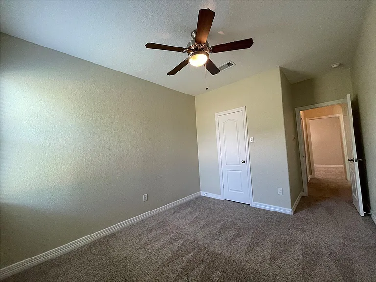 5811 Ranch Riata Ct — Photo 26