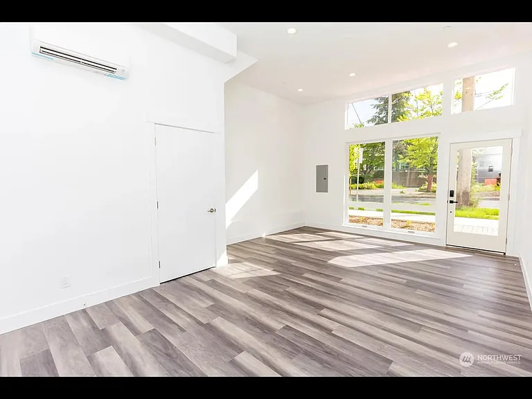 7108 Beacon Ave S — Photo 11