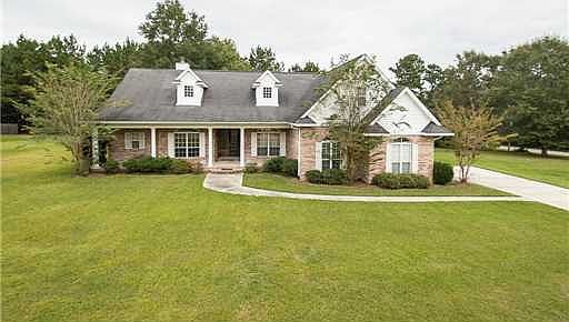 1st image of 17424 Country Oak Ln