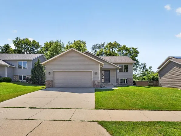 3909 46th Ave NW, Rochester, MN 55901