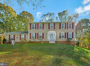 114 Delores Dr, Owings, MD