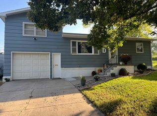 1209 Grant Ave, Norfolk, NE 68701