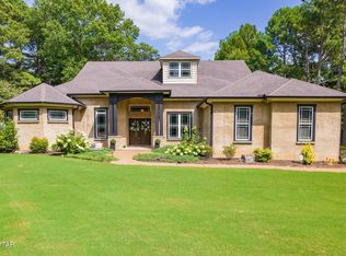 686 Wallace Rd, Jackson, TN 38305