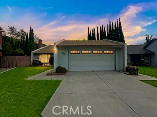 1916 N Pinecove Cir, Anaheim, CA 92807