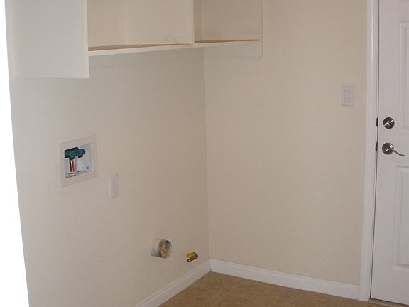 4th image of 712 Knotts St APT C