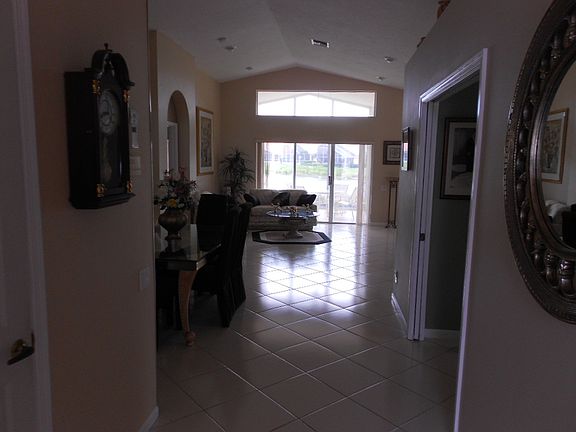 4th image of 6678 Sherbrook Dr