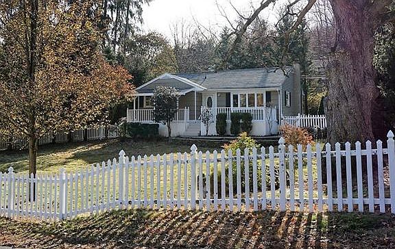 5th image of 18 Andre Ln