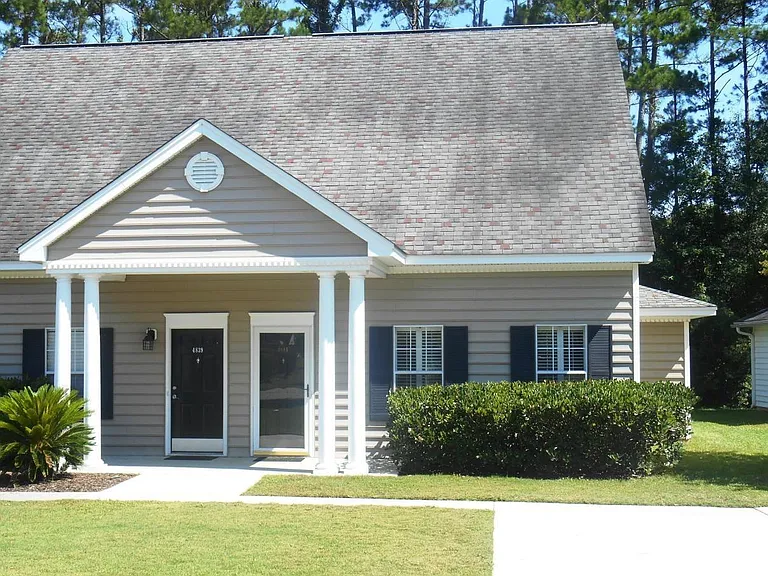4841 Habersham Ln — Photo 1