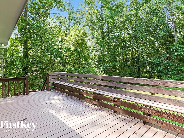 414 Indian Lake Ct — Photo 14
