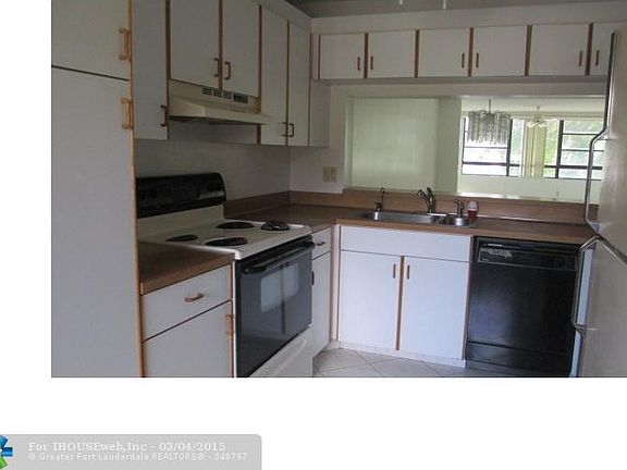 5th image of 10340 E Clairmont Cir #205