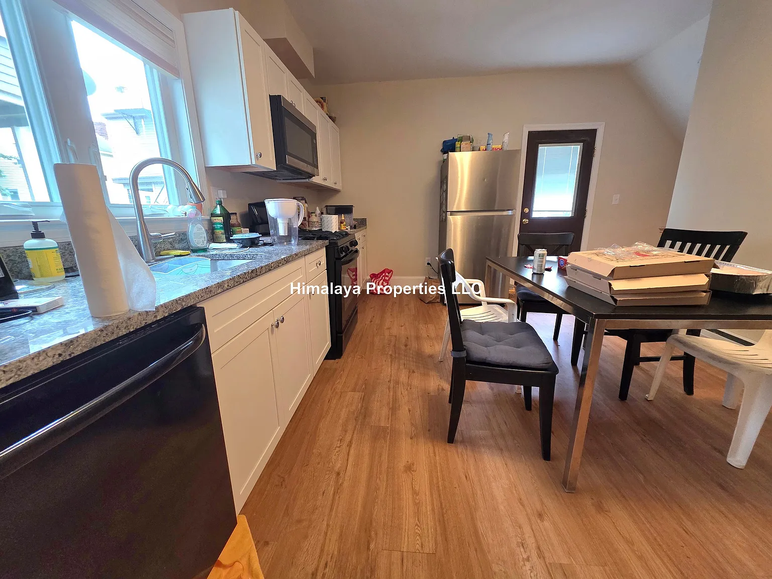 6 bed, $8,700 — Photo 3