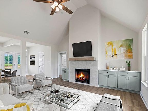 3rd image of 40668 Burton Ln