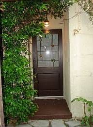 1st image of 1048 1/2 N Harper Ave