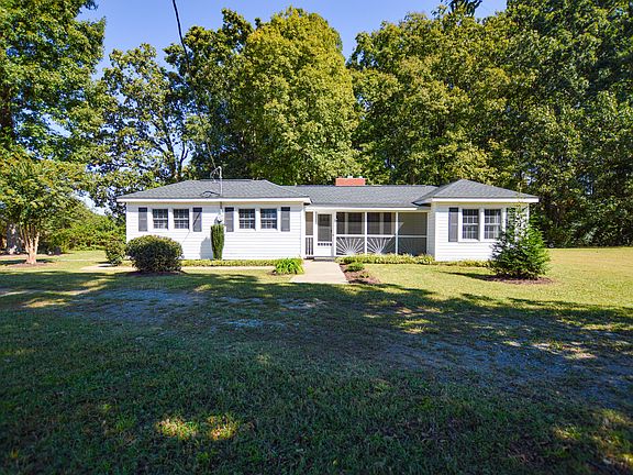 2nd image of 290 Paraham Rd S