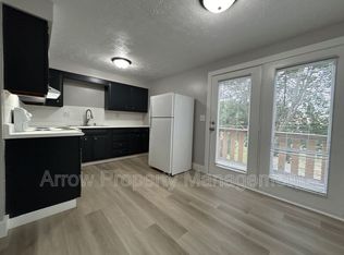 212 Park Ave #6, Maryville, MO 64468