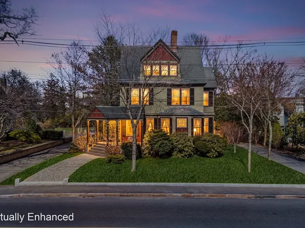 58 Summer St, Taunton, MA 02780