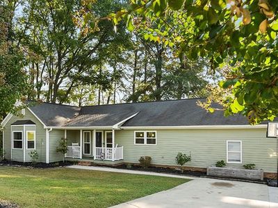 105 Longleaf Ct, Greenwood, SC, 29649