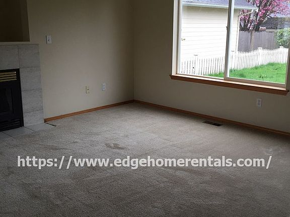 3rd image of 15486 Esther Ave SE