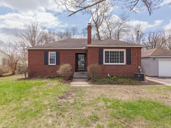 2285 Fairview Ave, Adrian, MI 49221