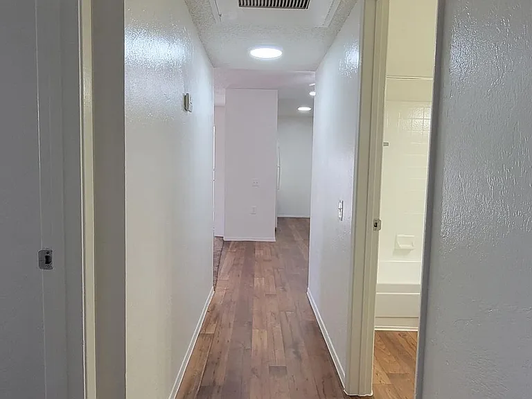 Pantano Villas Apartments — Photo 52