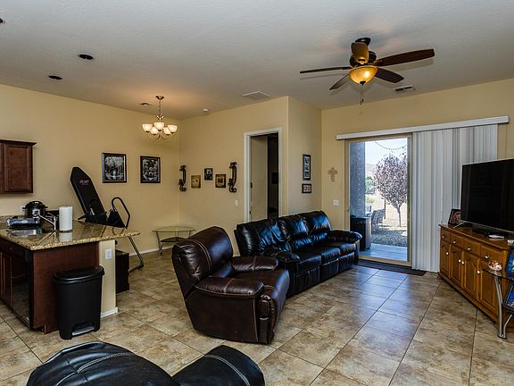 4th image of 4592 N Ainsley Way #5