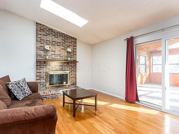 5th image of 5762 Longford Dr
