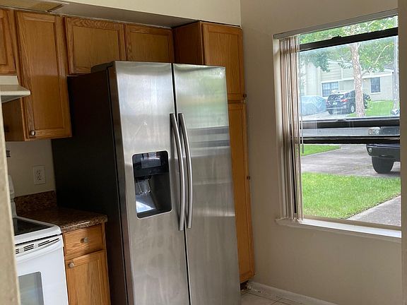 4th image of 11607 Shilpa Ct