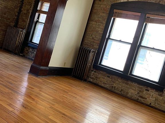 4th image of 203 E 19th St APT 1