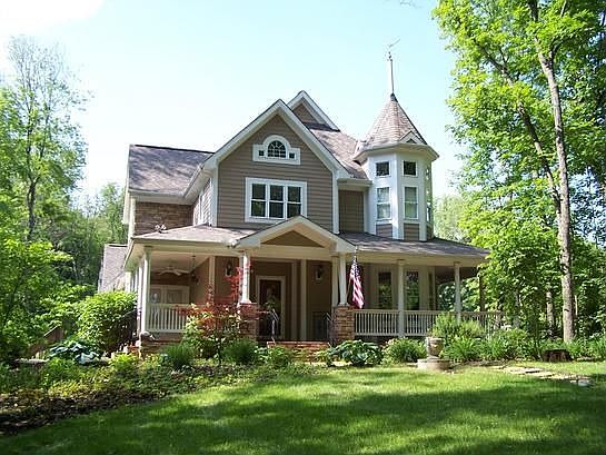 Front: Victorian Elegance