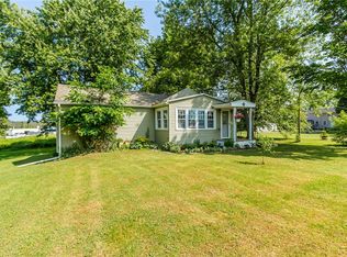 1407 Ridge Rd, Ontario, NY 14519
