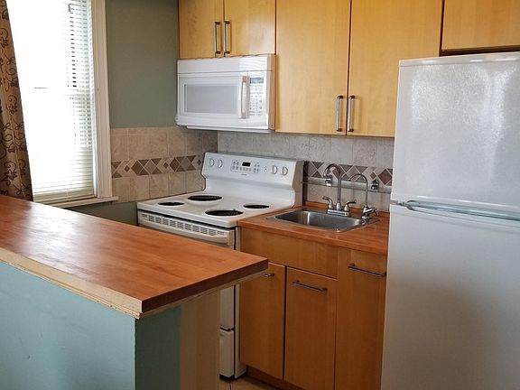 4th image of 2606 W Balmoral Ave APT 509