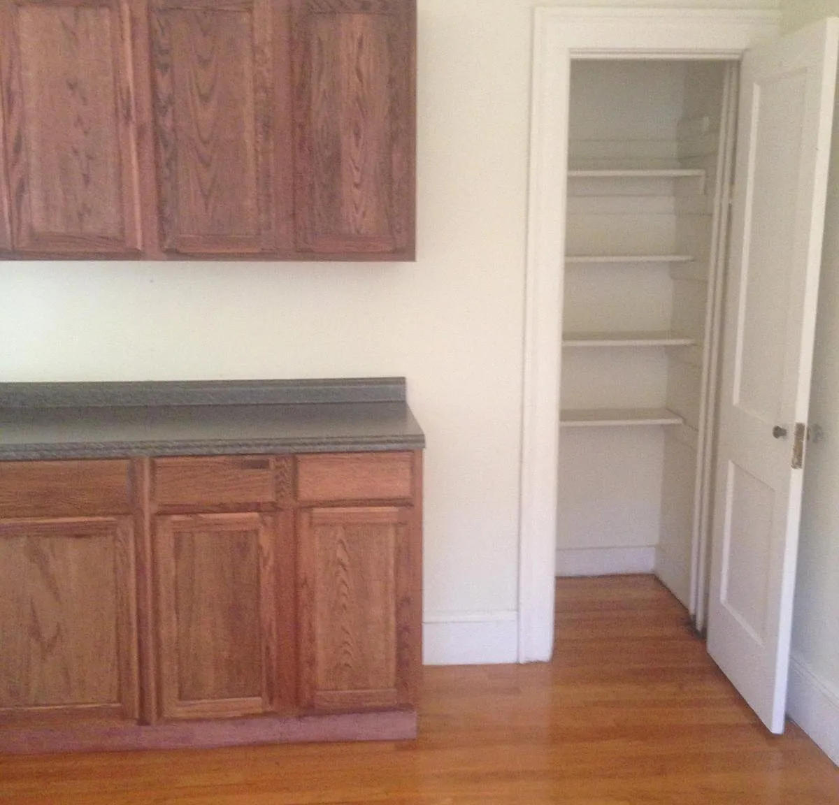 1105 Farmington Avenue — Photo 4