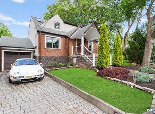 10 Hamilton Ave, Dumont, NJ 07628