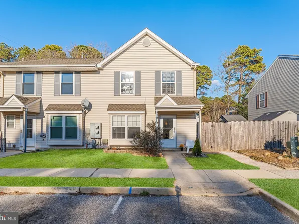 91 Grant Ln, Berlin, NJ 08009