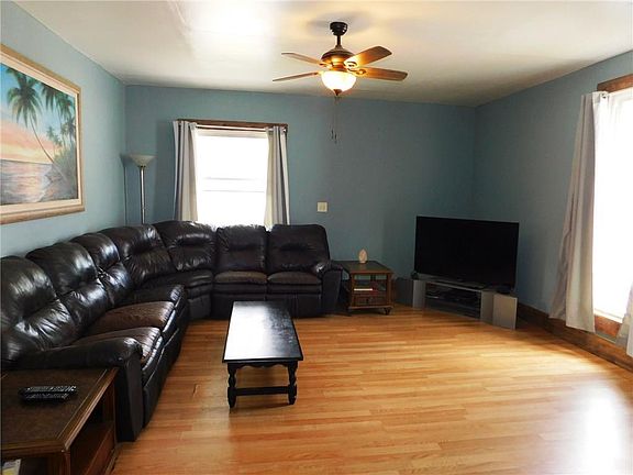 4th image of 712 S Miami Ave