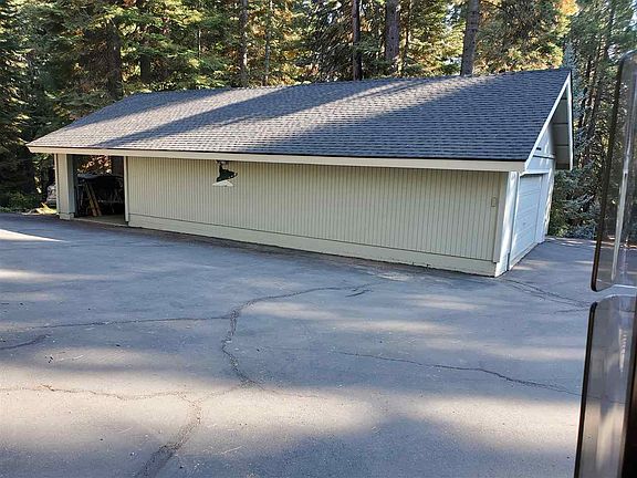 2nd image of 708 Clifford Dr