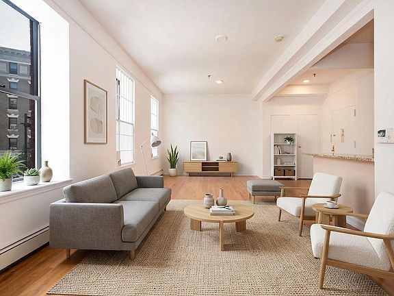 3rd image of 270 W 119th St APT 4A