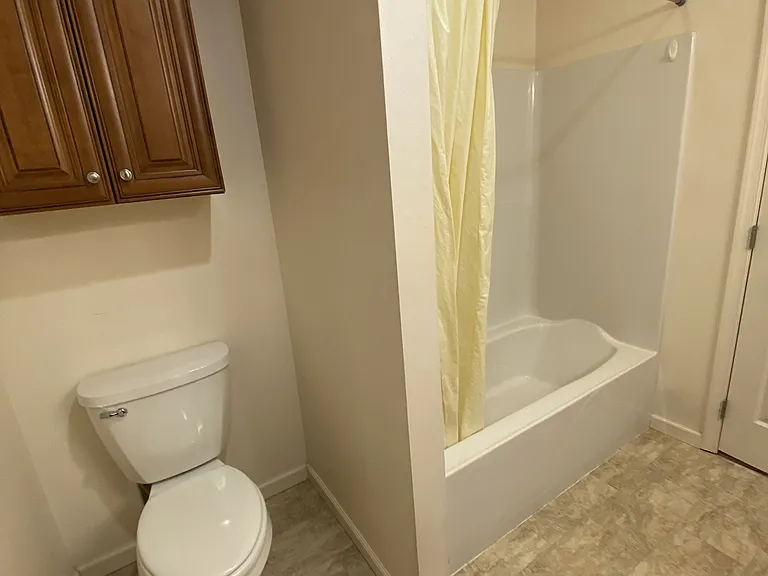 65 Woods Edge Rd #4 — Photo 17