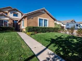 1074 Vineyard Dr, Oakley, CA 94561